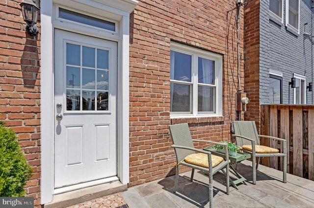 241 LYNHAVEN DR, Alexandria, VA 22305