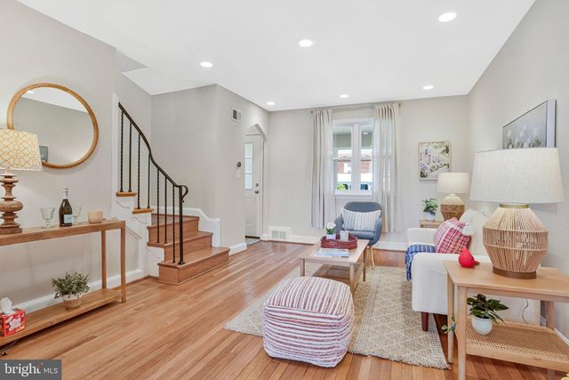 241 LYNHAVEN DR, Alexandria, VA 22305