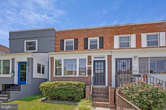 241 LYNHAVEN DR, Alexandria, VA 22305