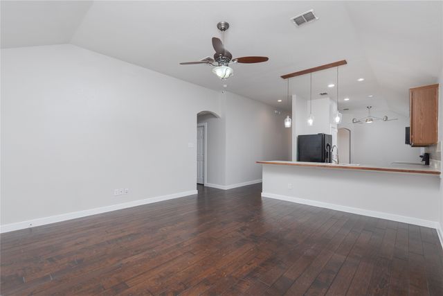 4034 Heavenly Way, Heartland, TX 75126