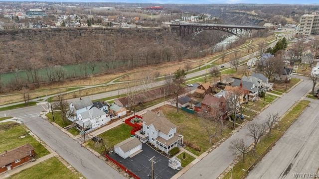 1606 8th Street, Niagara Falls, NY 14305