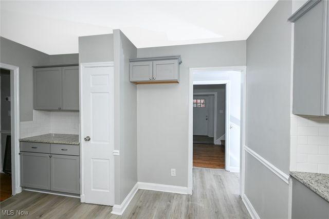 19617 Lomond Boulevard, Shaker Heights, OH 44122