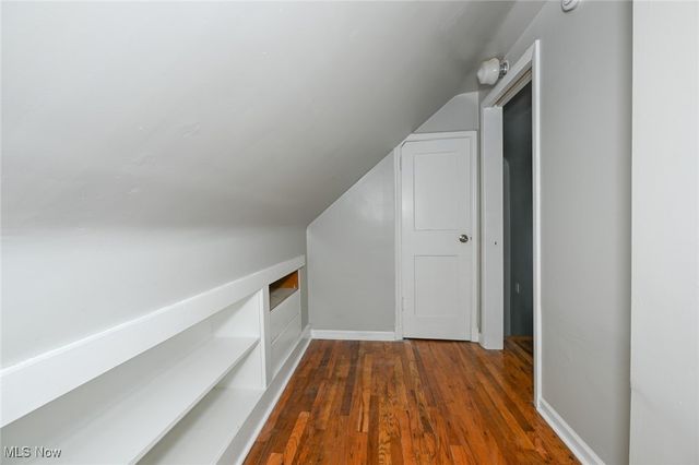 19617 Lomond Boulevard, Shaker Heights, OH 44122