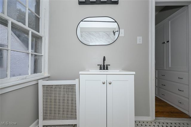 19617 Lomond Boulevard, Shaker Heights, OH 44122