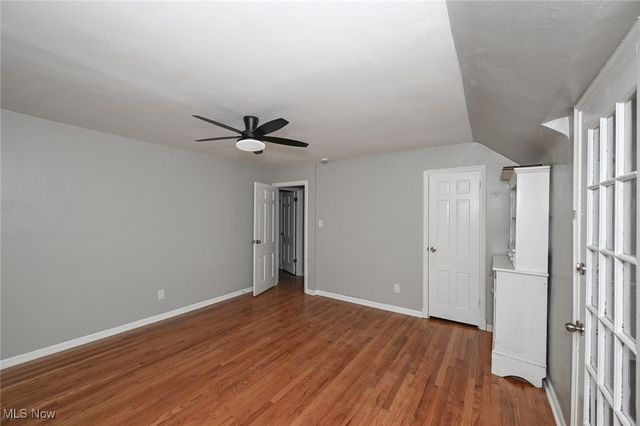 19617 Lomond Boulevard, Shaker Heights, OH 44122