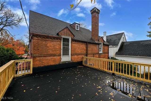 19617 Lomond Boulevard, Shaker Heights, OH 44122