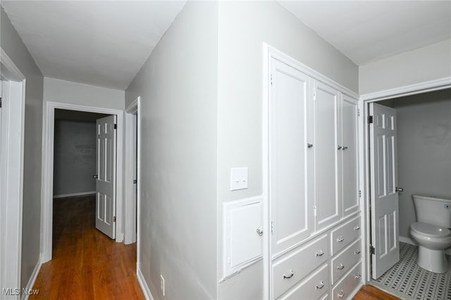 19617 Lomond Boulevard, Shaker Heights, OH 44122