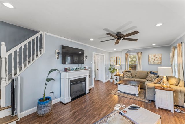 461 East Main Street, Thomaston, CT 06787