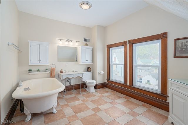 316 Fifth Street, Marietta, OH 45750