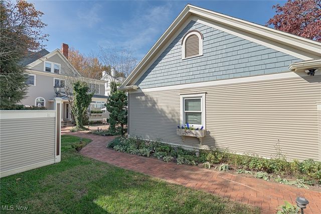 316 Fifth Street, Marietta, OH 45750