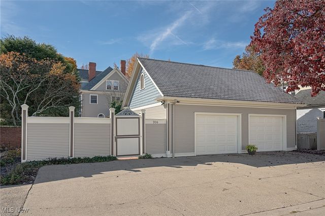 316 Fifth Street, Marietta, OH 45750