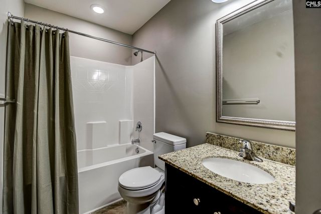 325 Harvester Loop, Hopkins, SC 29061