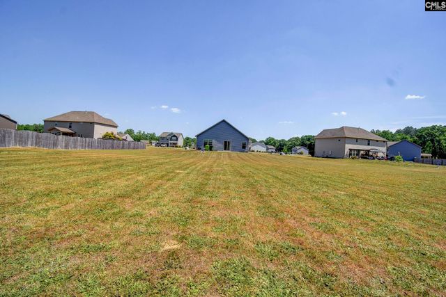 325 Harvester Loop, Hopkins, SC 29061