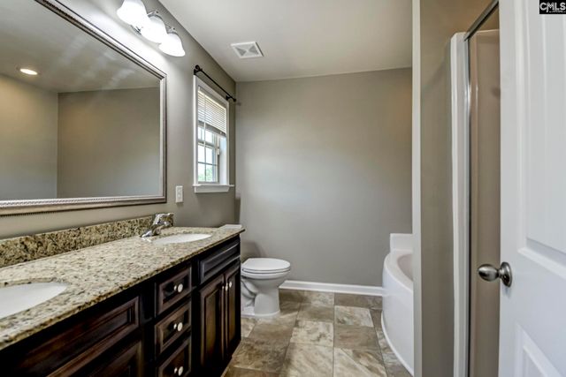 325 Harvester Loop, Hopkins, SC 29061
