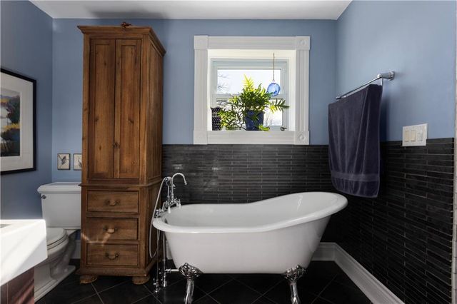 1101 Myrtle Avenue, St Joseph, MO 64505