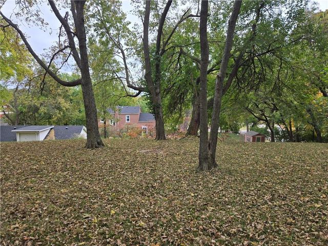 1101 Myrtle Avenue, St Joseph, MO 64505