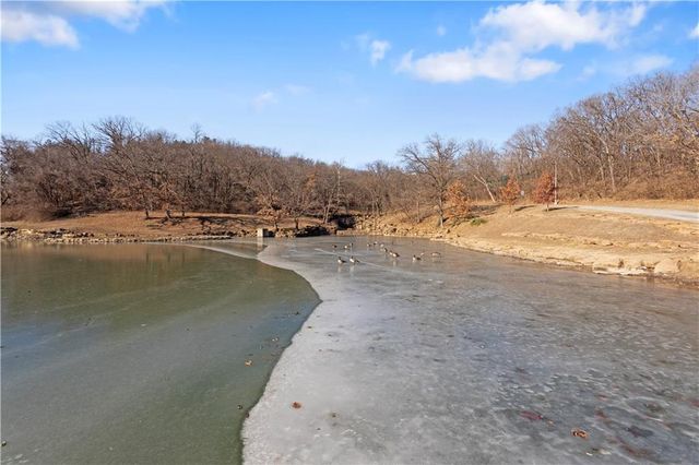 1101 Myrtle Avenue, St Joseph, MO 64505