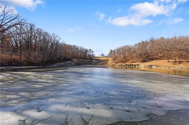 1101 Myrtle Avenue, St Joseph, MO 64505