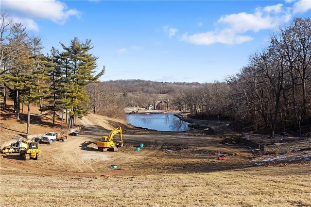 1101 Myrtle Avenue, St Joseph, MO 64505