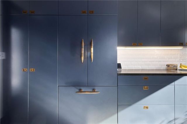 1101 Myrtle Avenue, St Joseph, MO 64505