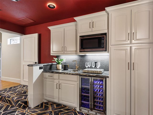 4258 Indian Creek Lane, Frisco, TX 75033