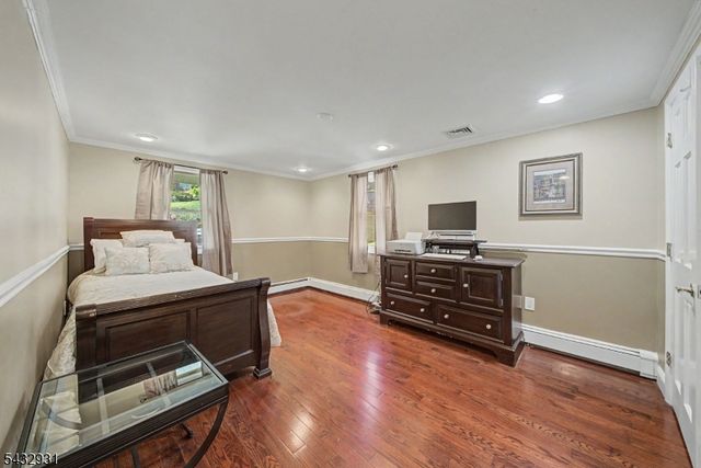10 S Parkway, Jefferson Twp., NJ 07885