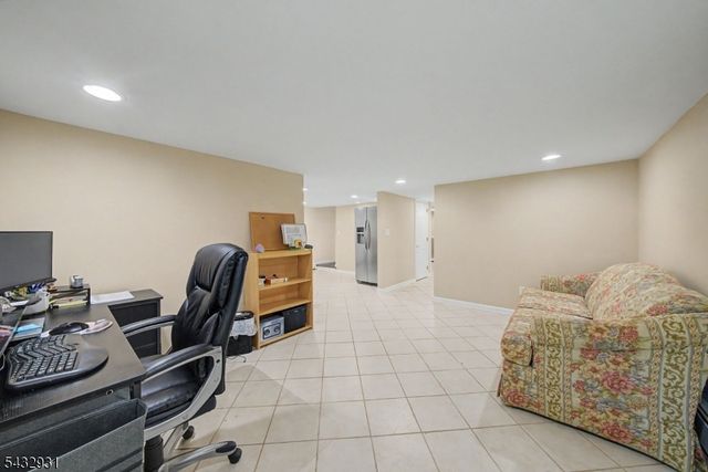 10 S Parkway, Jefferson Twp., NJ 07885