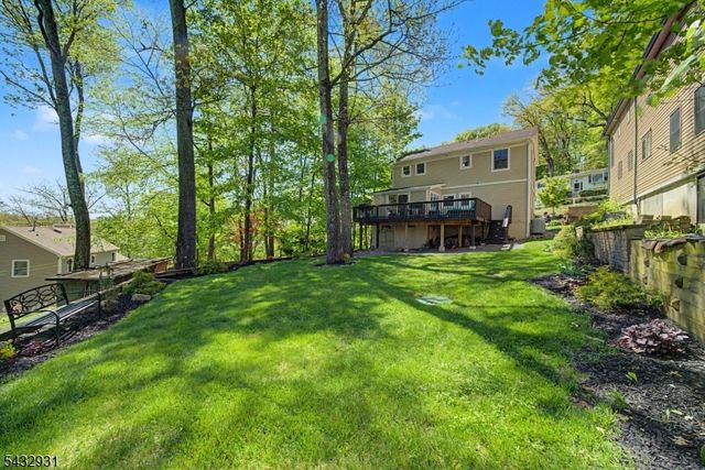 10 S Parkway, Jefferson Twp., NJ 07885