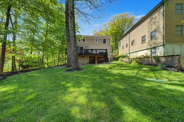 10 S Parkway, Jefferson Twp., NJ 07885