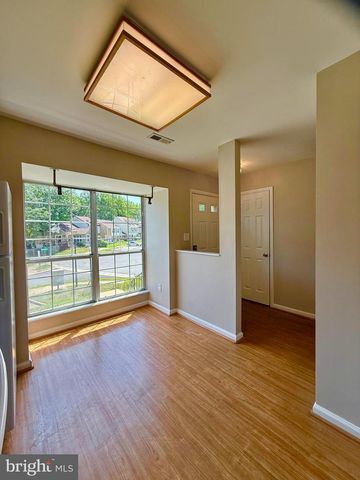 18028 OLDE PORT LN, Triangle, VA 22172