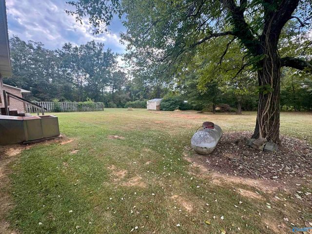 215 Crimson Hill Road, Gaylesville, AL 35973