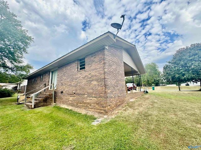 215 Crimson Hill Road, Gaylesville, AL 35973