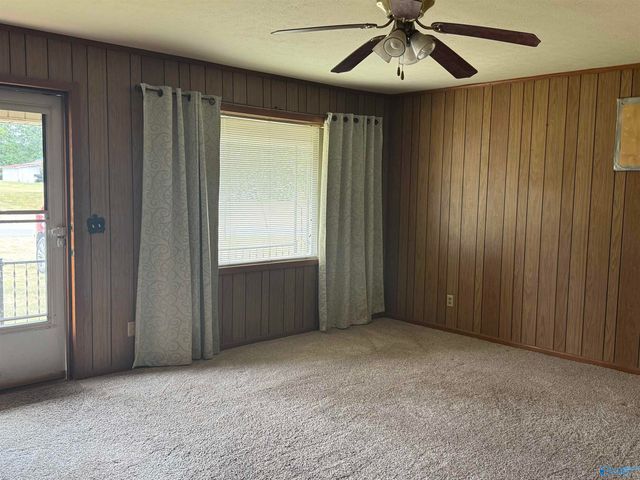 215 Crimson Hill Road, Gaylesville, AL 35973