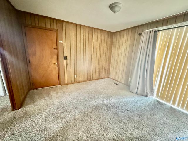 215 Crimson Hill Road, Gaylesville, AL 35973