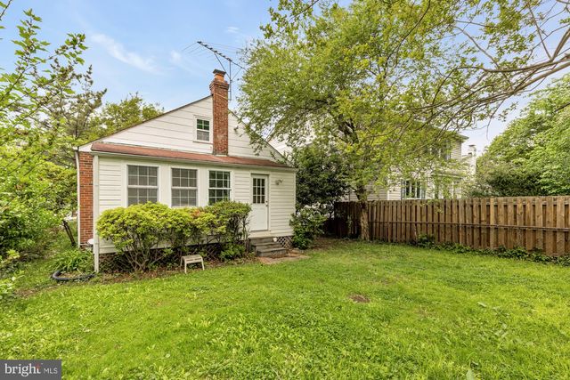 4847 BAYARD BLVD, Bethesda, MD 20816