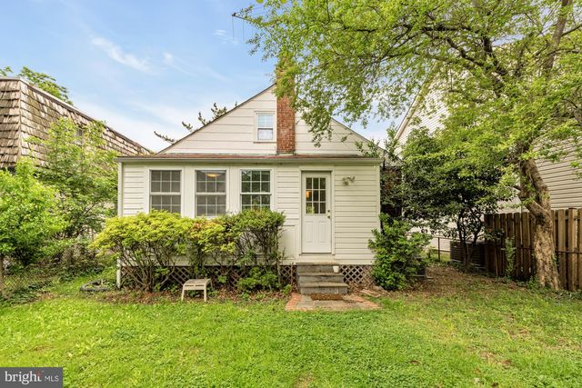 4847 BAYARD BLVD, Bethesda, MD 20816