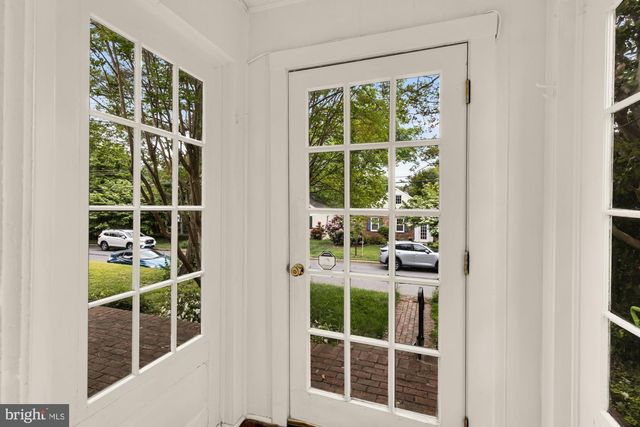 4847 BAYARD BLVD, Bethesda, MD 20816