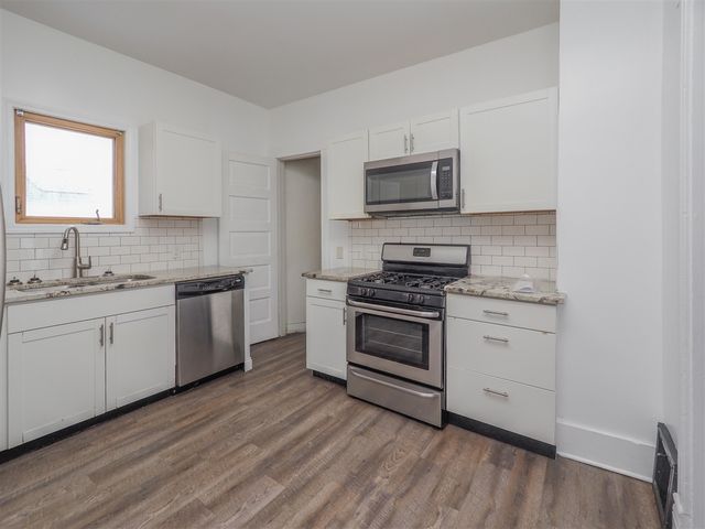 719 Millard Court, Kalamazoo, MI 49001