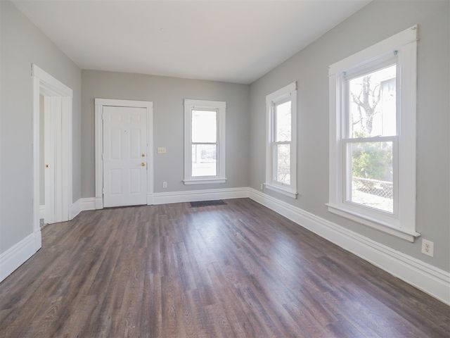 719 Millard Court, Kalamazoo, MI 49001