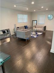 948 NW 84th Ter, Miami, FL 33150