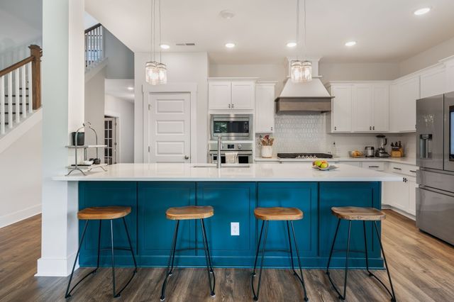 520 Stinson Ct, White House, TN 37188