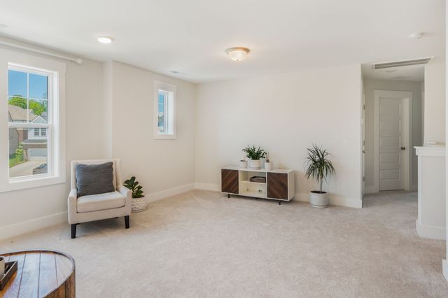 520 Stinson Ct, White House, TN 37188