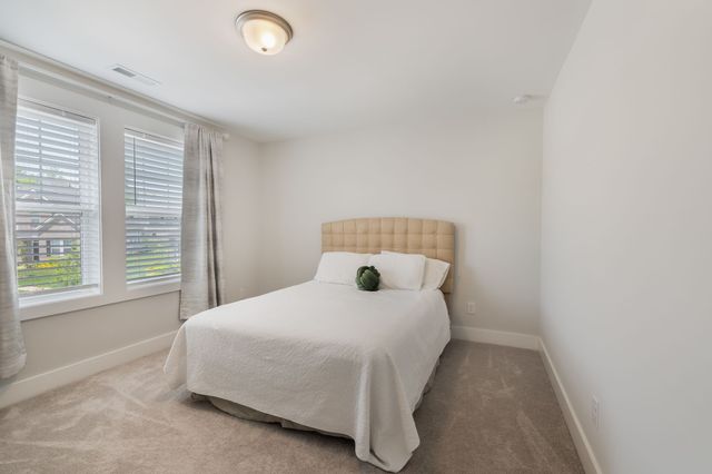 520 Stinson Ct, White House, TN 37188