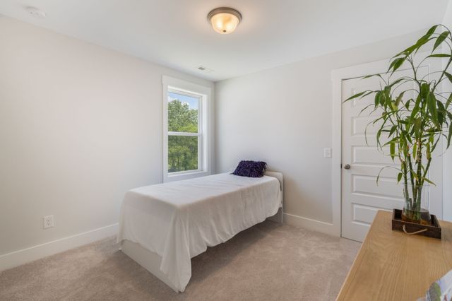 520 Stinson Ct, White House, TN 37188