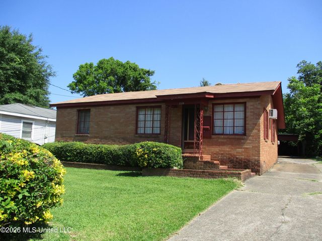 1338 Fernwood Drive, Jackson, MS 39213