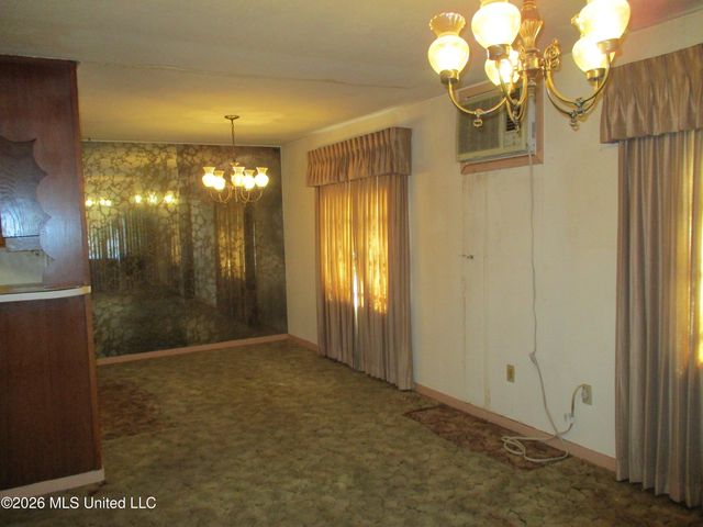 1338 Fernwood Drive, Jackson, MS 39213