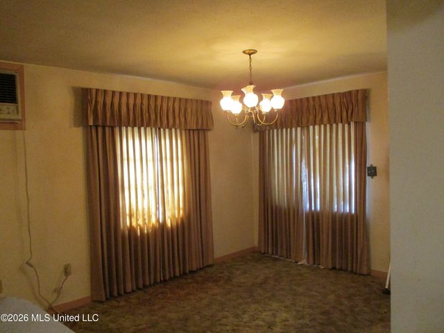 1338 Fernwood Drive, Jackson, MS 39213