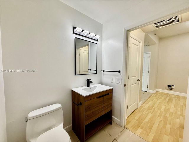 1945 S Ocean Dr 710, Hallandale Beach, FL 33009