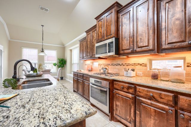 9650 Amberwoods Lane, Frisco, TX 75035