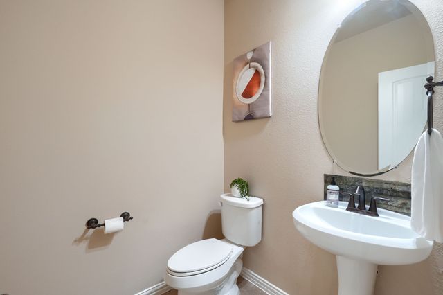 9650 Amberwoods Lane, Frisco, TX 75035
